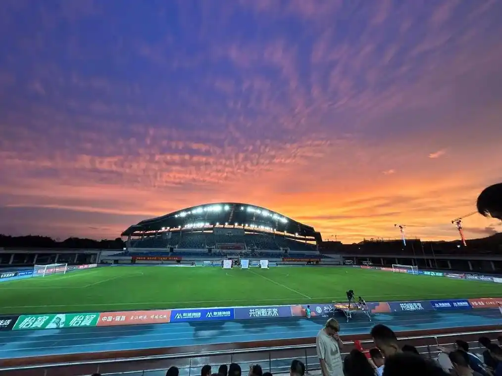 雨燕直播足球在线直播